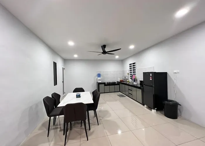 9 To 11 Pax Muar Jeram - Bright Inn Homestay