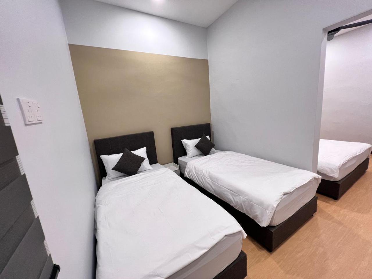 Holiday home 9 To 11 Pax Jeram - Bright